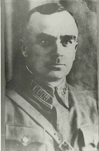 Полковник Буланов Семен Иванович - первый командир 366-й (впоследствии 19-й гвардейской) стрелковой дивизии